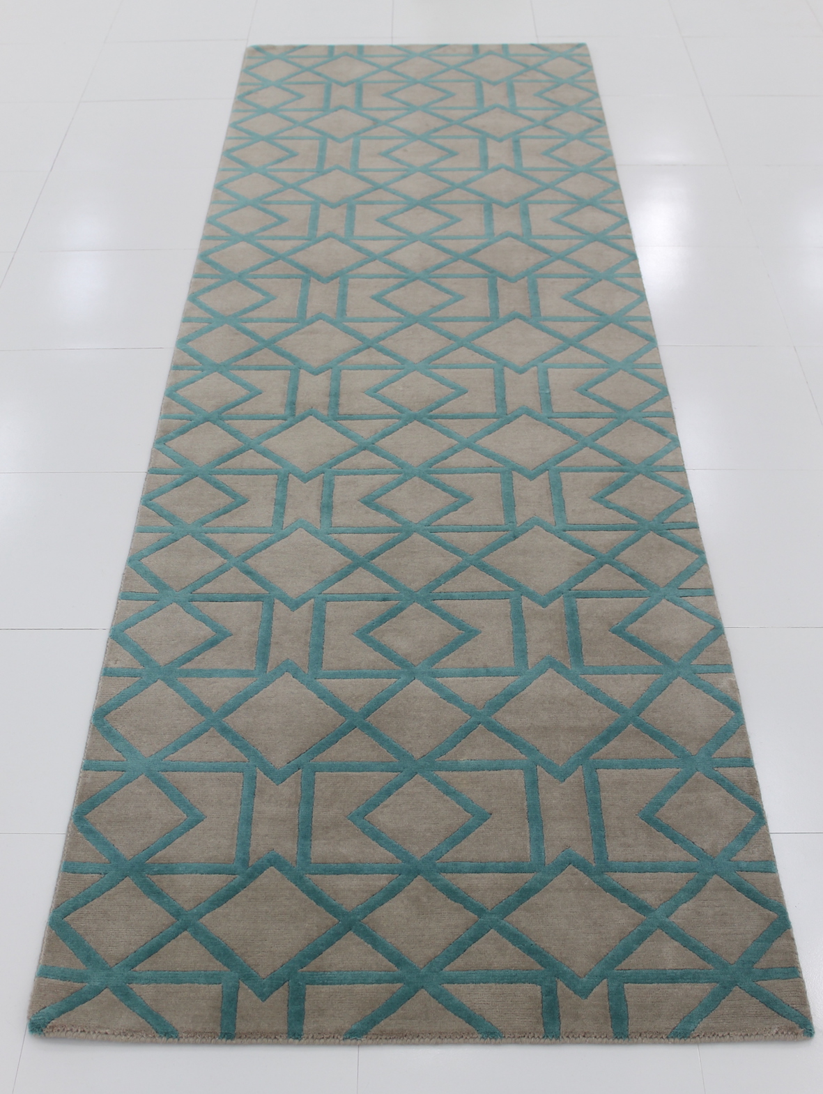 Blue shape hall runner rug